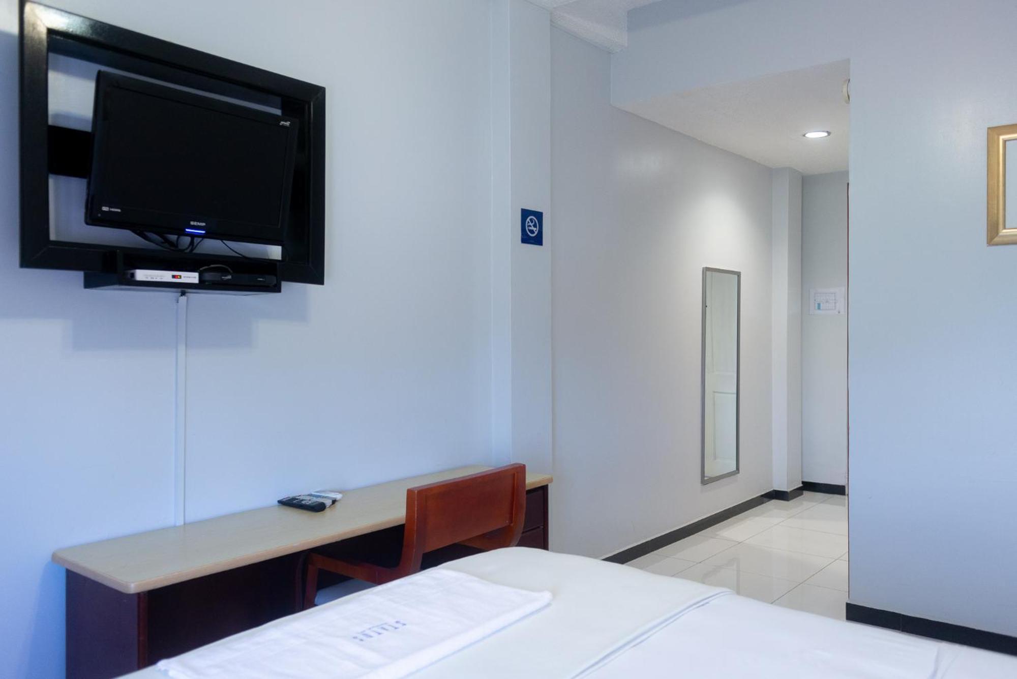Status Hotel Джорджтаун Экстерьер фото