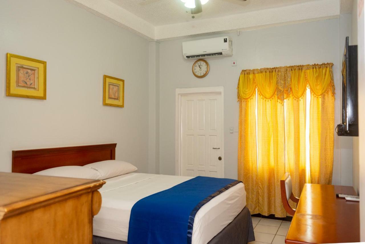 Status Hotel Джорджтаун Экстерьер фото